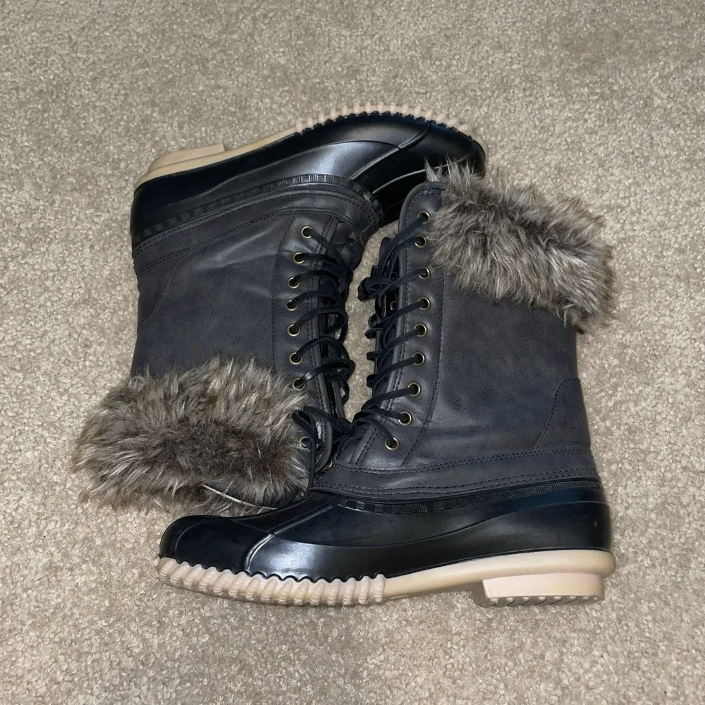 Magellan Womens Black Faux Fur Trim Lace Up Duck Boots Winter Shoes Size 10M
